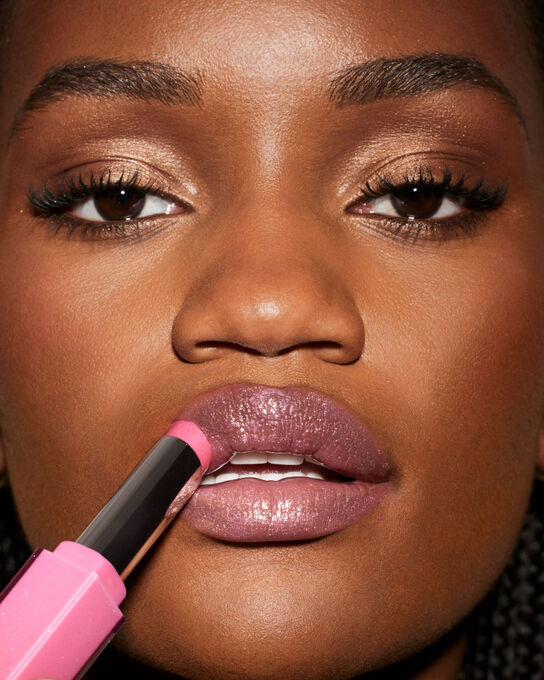 GLOSS BOMB STIX  FLAMINGO FLING